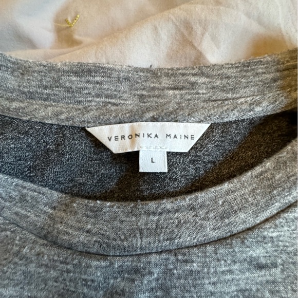 Veronika Maine not just a grey sweatshirt. Australian designer. Size L fits M - Picture 3 of 7